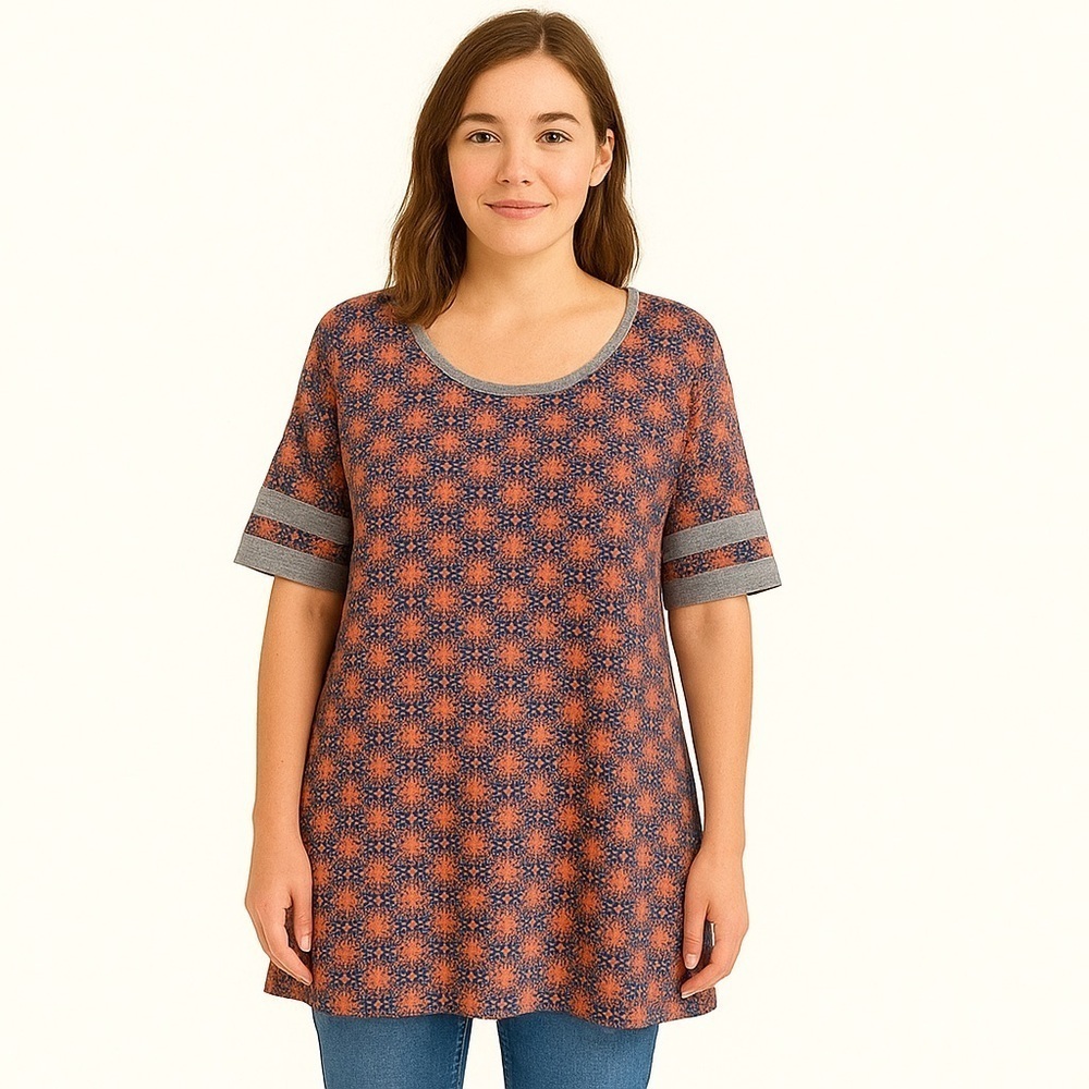 NWT Women’s Loose-Fitting LuLaRoe Irma Tunic, Size XS
